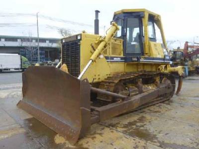 бульдозер Komatsu D85A-21E 2000 г.в.