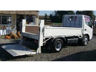 бортовой грузовик Toyota DYNA 2003 г.в.