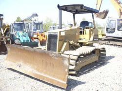 бульдозер CAT D4C-2CJ-00320 1989 г.в.