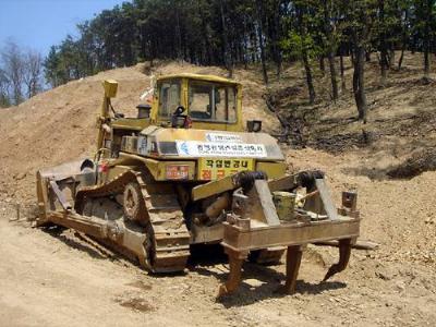 бульдозер CAT D7H 1994 г.в.