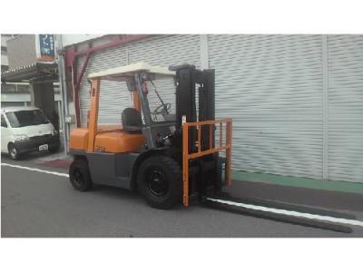 вилочный погрузчик TCM FD35T8 2003 г.в.