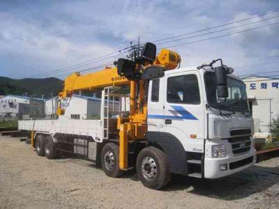 грузовик с краном Hyundai MegaTruck 2005 г.в.