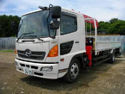 грузовик с краном Hino BDG-FE7JLW 2009 г.в.