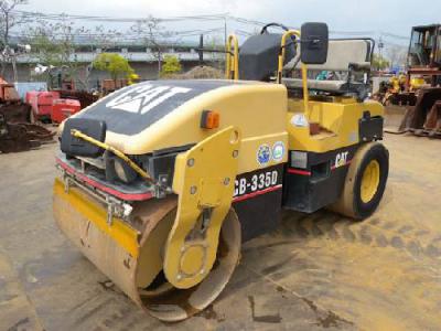 дорожный каток CAT CB335D 1999 г.в.