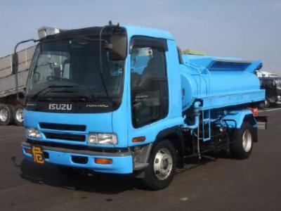 автоцистерна Isuzu PB-FRR35ES 2005 г.в.