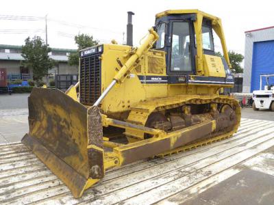 бульдозер Komatsu D85A 2000 г.в.