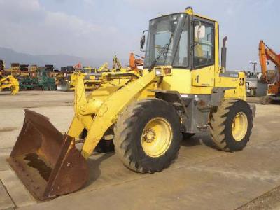 фронтальный погрузчик Komatsu WA100M-3 1998 г.в.
