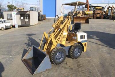 фронтальный погрузчик Komatsu SK04 1985 г.в.