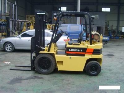 вилочный погрузчик Doosan LG20S-2 1996 г.в.