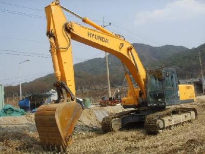 гусеничный экскаватор Hyundai ROBEX3000LC-7 2008 г.в.