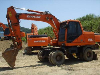 колесный экскаватор Daewoo SOLAR130W-V 1999 г.в.