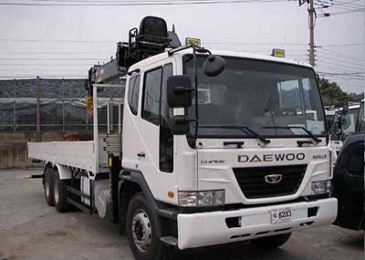 грузовик с краном Daewoo Ultra 2008 г.в.