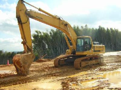 гусеничный экскаватор Komatsu PC400-6 2002 г.в.