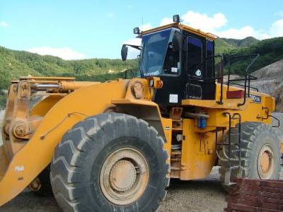 фронтальный погрузчик Hyundai HL770-3 2005 г.в.