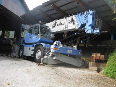 автокран Komatsu LW250-5 1996 г.в.