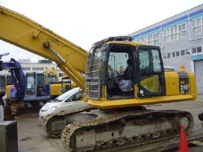 гусеничный экскаватор Komatsu PC210LC-7 2003 г.в.