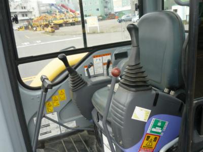 гусеничный экскаватор Komatsu PC40MR-1 2000 г.в.