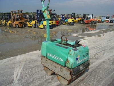 дорожный каток MIKASA MRH-600DS 2000 г.в.
