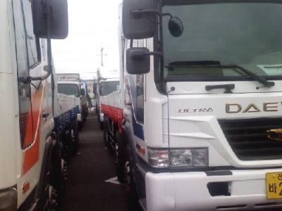 грузовик с краном Daewoo ULTRA NOVUS 2006 г.в.