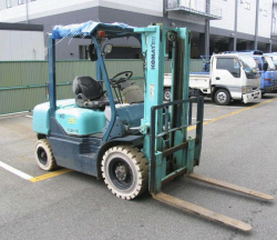 Komatsu FD25T-12 - FV3.0 дизель
