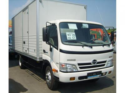 автофургон Hino 300 2009 г.в.