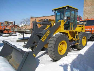 фронтальный погрузчик XCMG LW321F 2009 г.в.