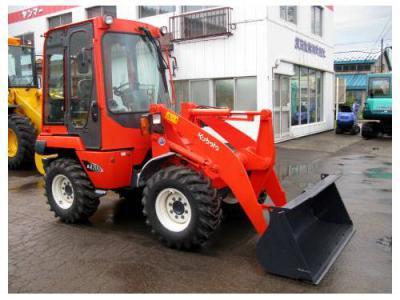 фронтальный погрузчик Kubota R420D 2004 г.в.