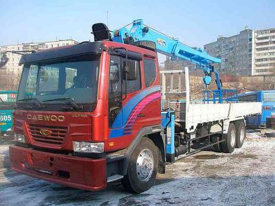 грузовик с краном Daewoo Ultra Novus 2004 г.в.
