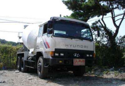 автобетоносмеситель Hyundai  1995 г.в.