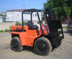 TOYOTA FDT25 - дизель.