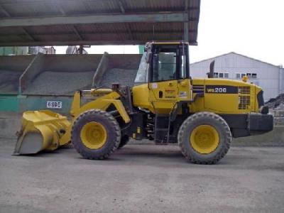 фронтальный погрузчик Komatsu WA200-5 2006 г.в.