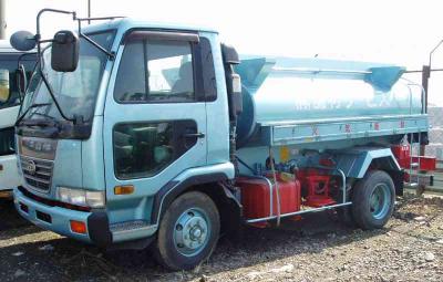 бензовоз Nissan Diesel 1999 г.в.