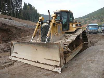 бульдозер Komatsu D6R LGP 1999 г.в.