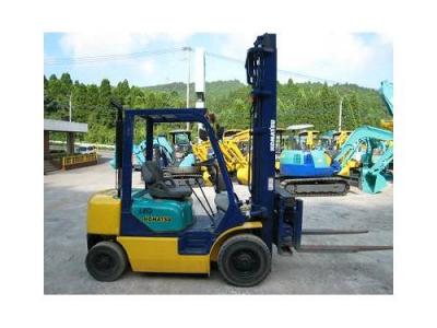 вилочный погрузчик Komatsu FD20C-12 2000 г.в.