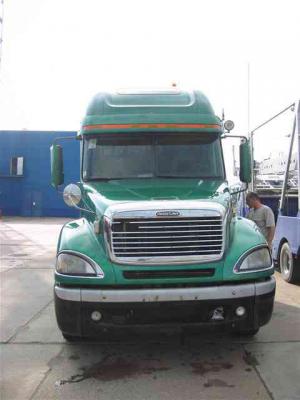 седельный тягач Freightliner Columbia 2003 г.в.