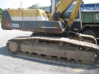 гусеничный экскаватор Komatsu PC200-5 1992 г.в.