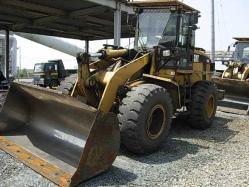 фронтальный погрузчик CAT 938G-8RS-00640 2000 г.в.