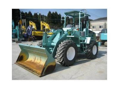 фронтальный погрузчик Komatsu WA100-5 2006 г.в.