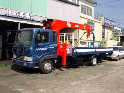 грузовик с краном Hyundai MegaTruck 2005 г.в.