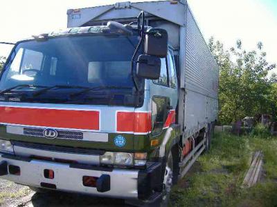 автофургон Nissan Diesel 2003 г.в.