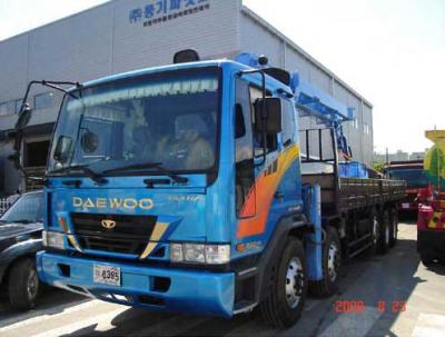 грузовик с краном Daewoo Ultra 2004 г.в.