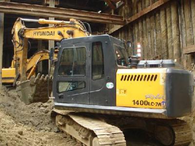 гусеничный экскаватор Hyundai R1400LC-7A 2008 г.в.