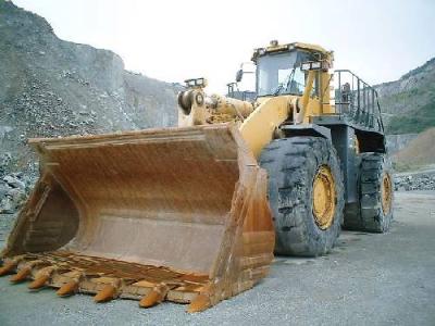 фронтальный погрузчик Komatsu WA700-3 1999 г.в.