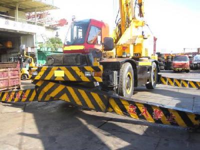 автокран Komatsu LW250-5 1997 г.в.