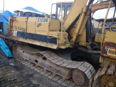 гусеничный экскаватор CAT E120B 1990 г.в.
