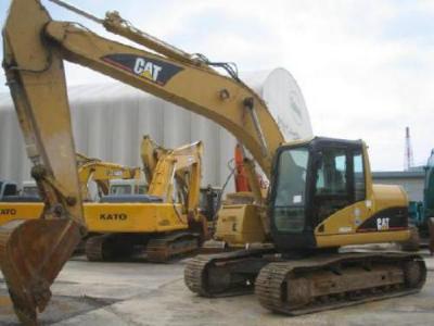 гусеничный экскаватор CAT 320CU 2005 г.в.