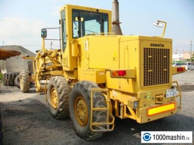 грейдер Komatsu GD705A-4AE 2002 г.в.
