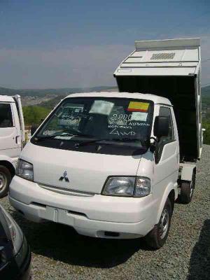 самосвал Mitsubishi Delica 2000 г.в.