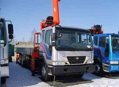 грузовик с краном Daewoo Ultra 2004 г.в.