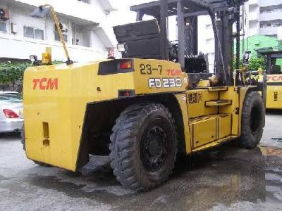 вилочный погрузчик TCM FD230 2005 г.в.